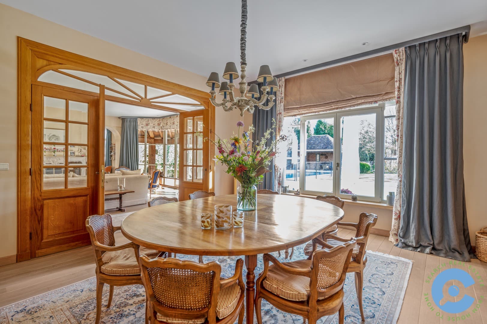 Exclusieve villa met parktuin en zwembad 14