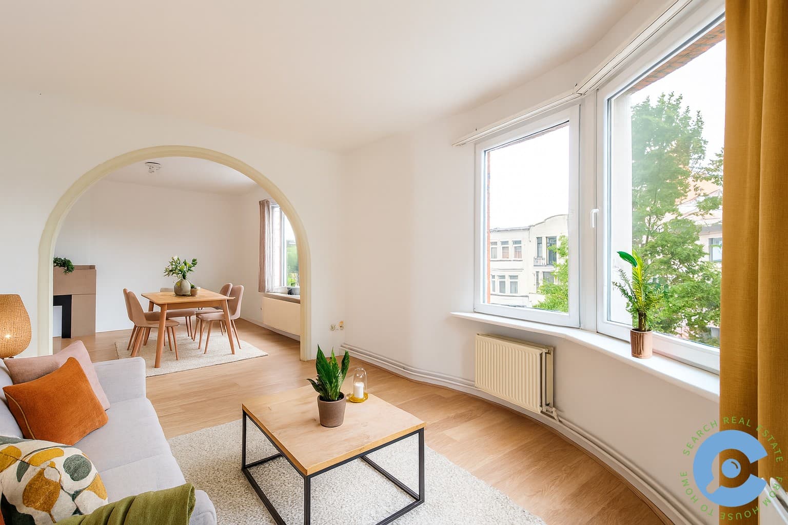 Lichtrijk hoekappartement met 2 slaapkamers