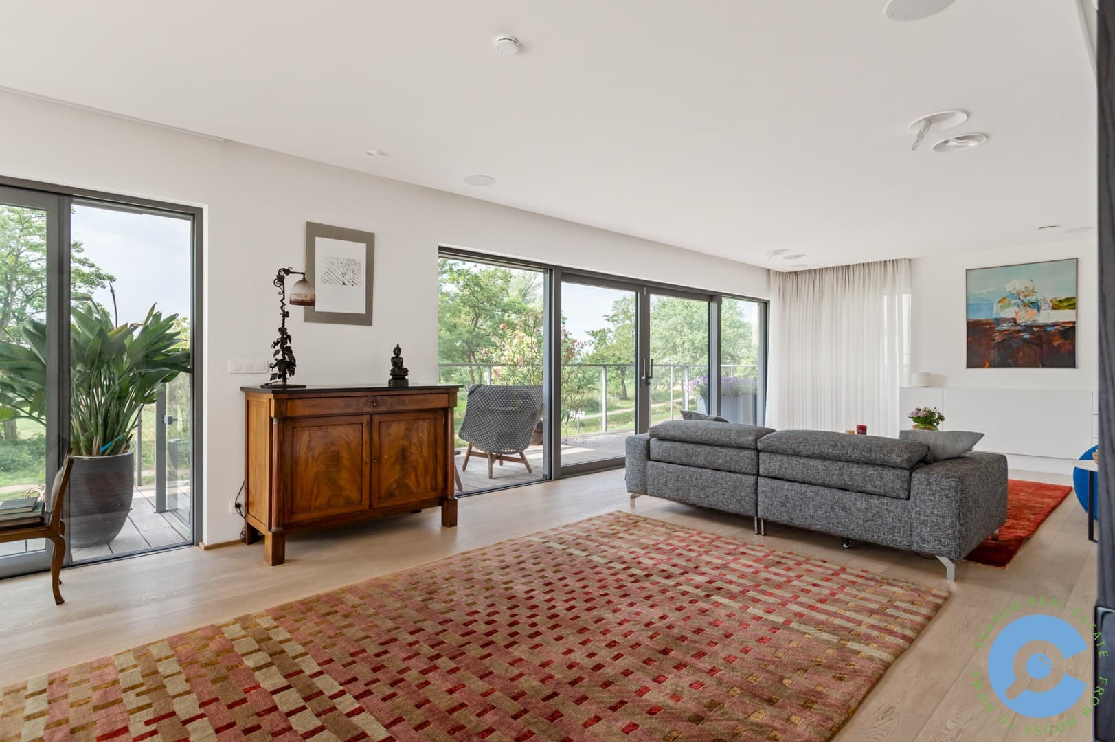 Luxe appartement met prachtige terrassen en zicht! 12