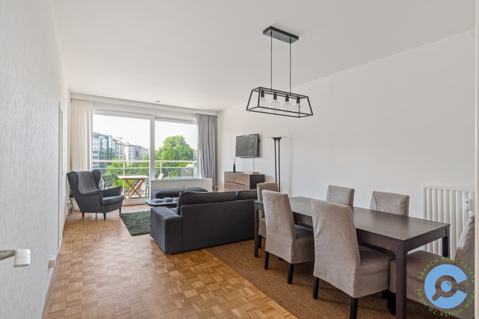 Centraal gelegen appartement met terras! 4