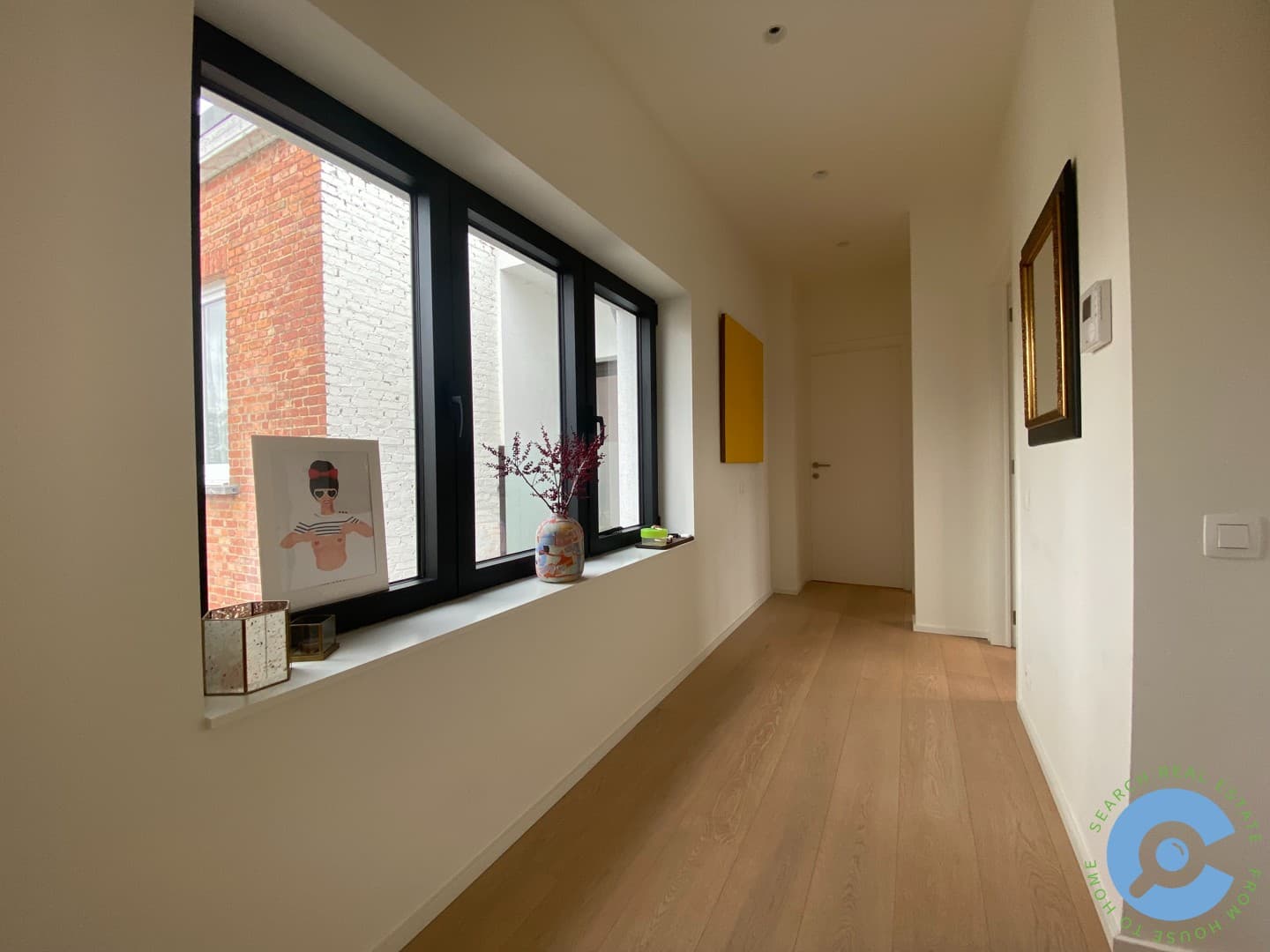 Lichtrijk gerenoveerd twee slaapkamerappartement! 9