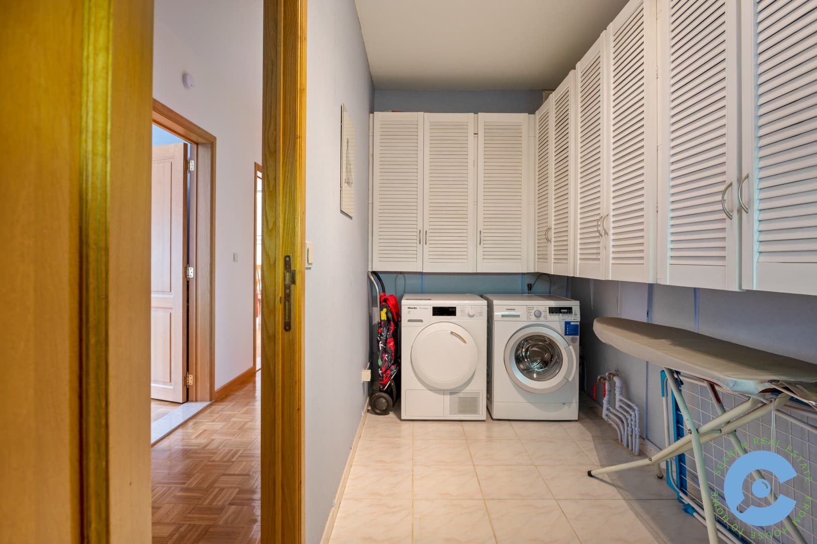 *** VERKOCHT *** 3 slaapkamer appartement met terras in het groen! 13