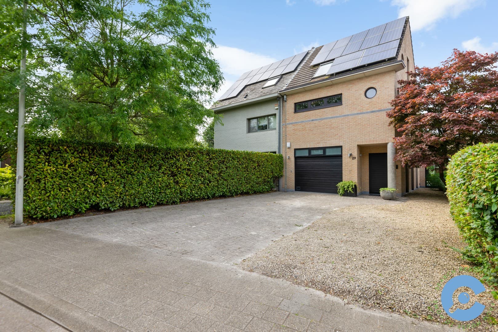 Ruime woning met fantastische tuin op A-locatie
