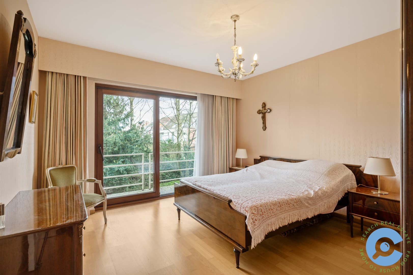 Ruim appartement met 2 slpk in Res Nachtegalenhof 13