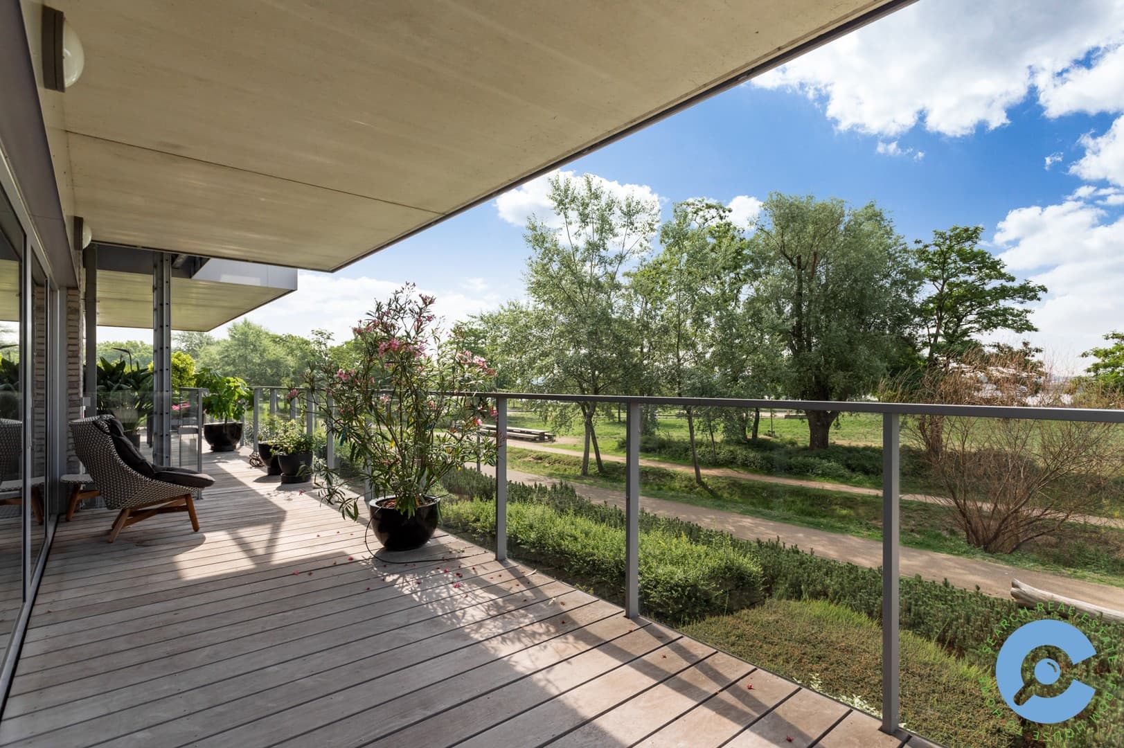 Luxe appartement met prachtige terrassen en zicht! 27