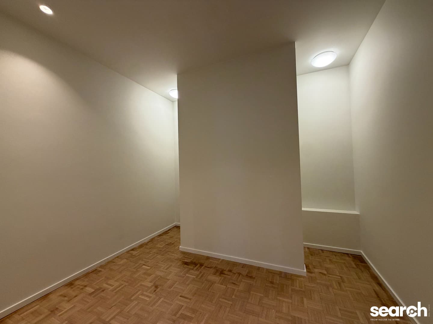 Gerenoveerd 2 slaapkamer appartement met garage! 4