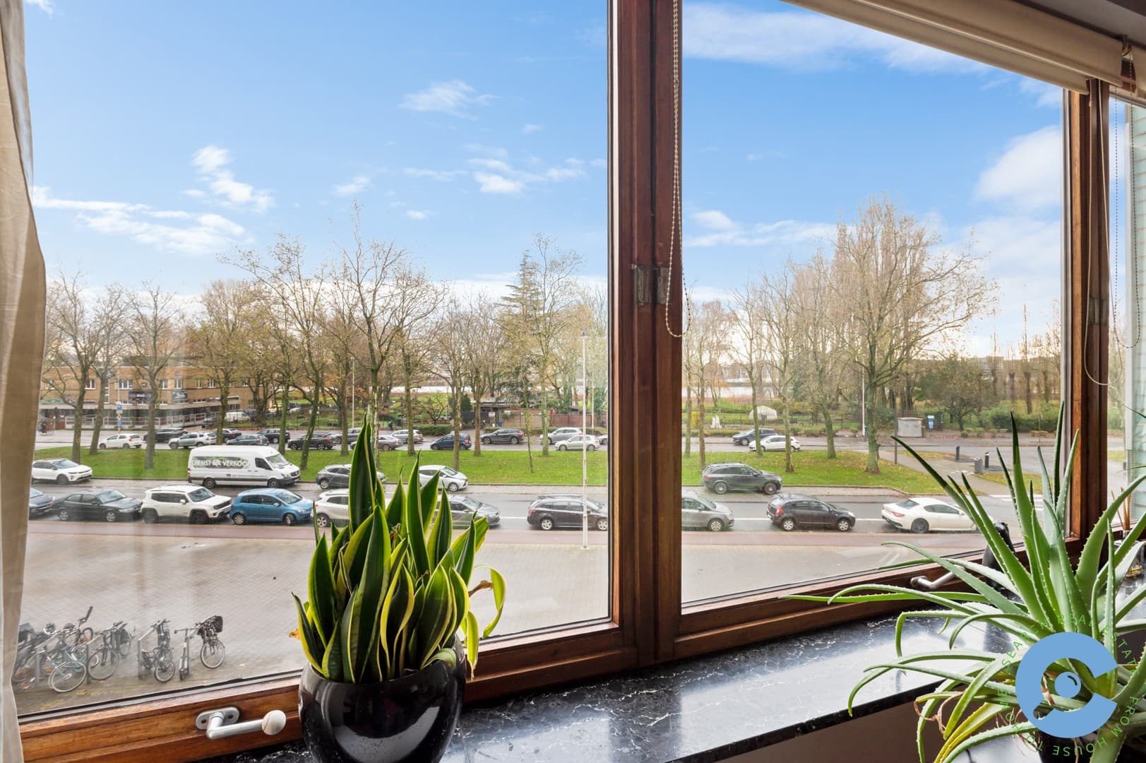 Ruim drie slaapkamer appartement met 2 terrassen 7