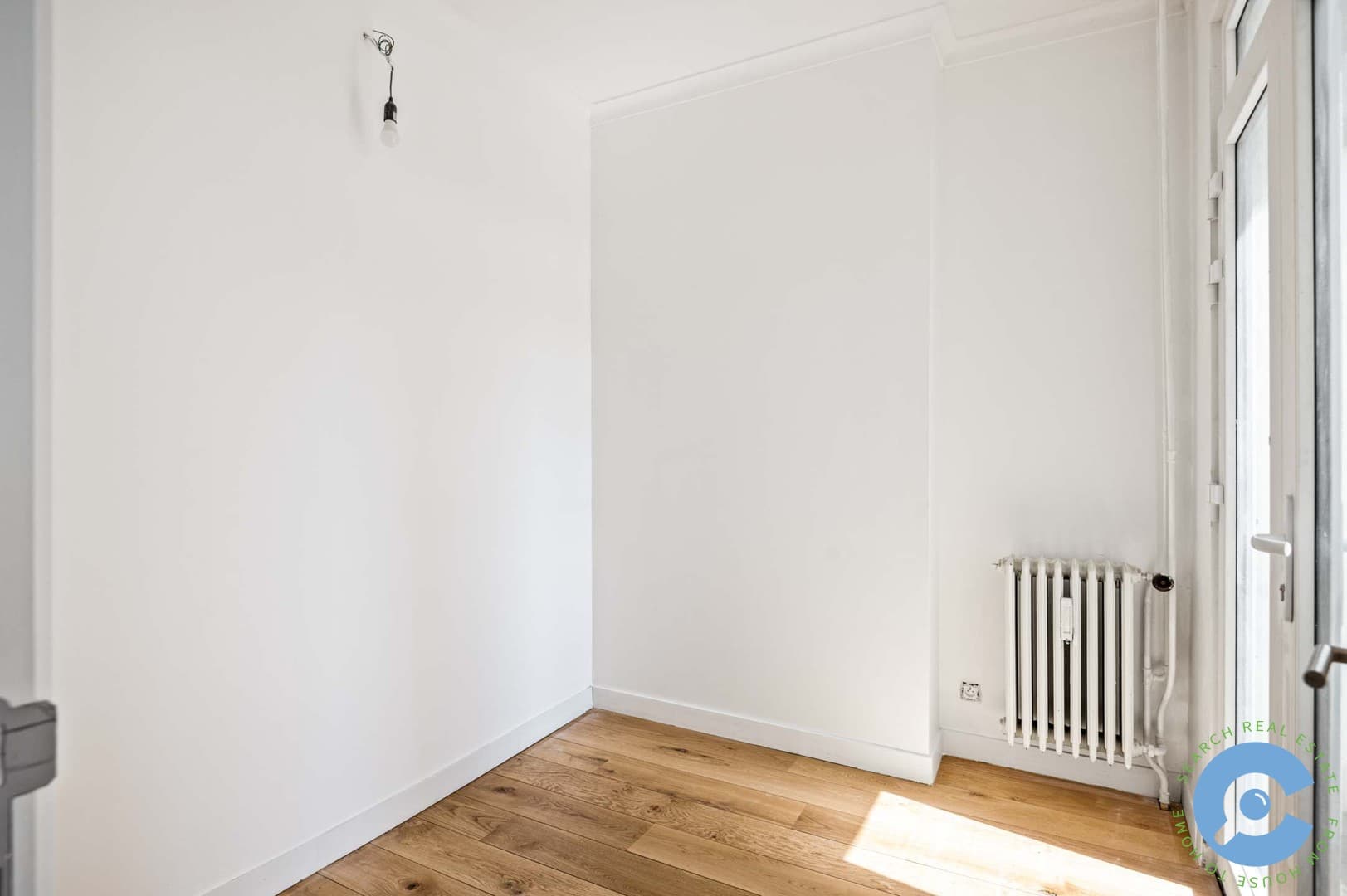 Gerenoveerd appartement met 2 slpk en terras! 11