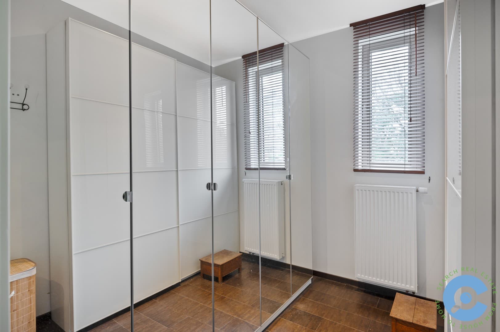 Zeer ruim en instapklaar herenhuis met tuin! 20
