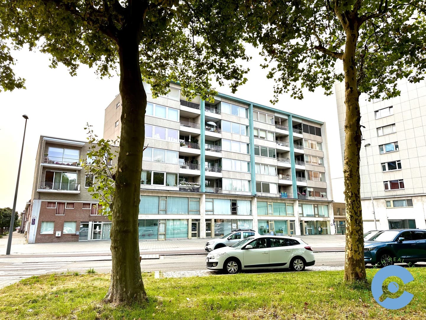 Ruim drie slaapkamer appartement met 2 terrassen 16