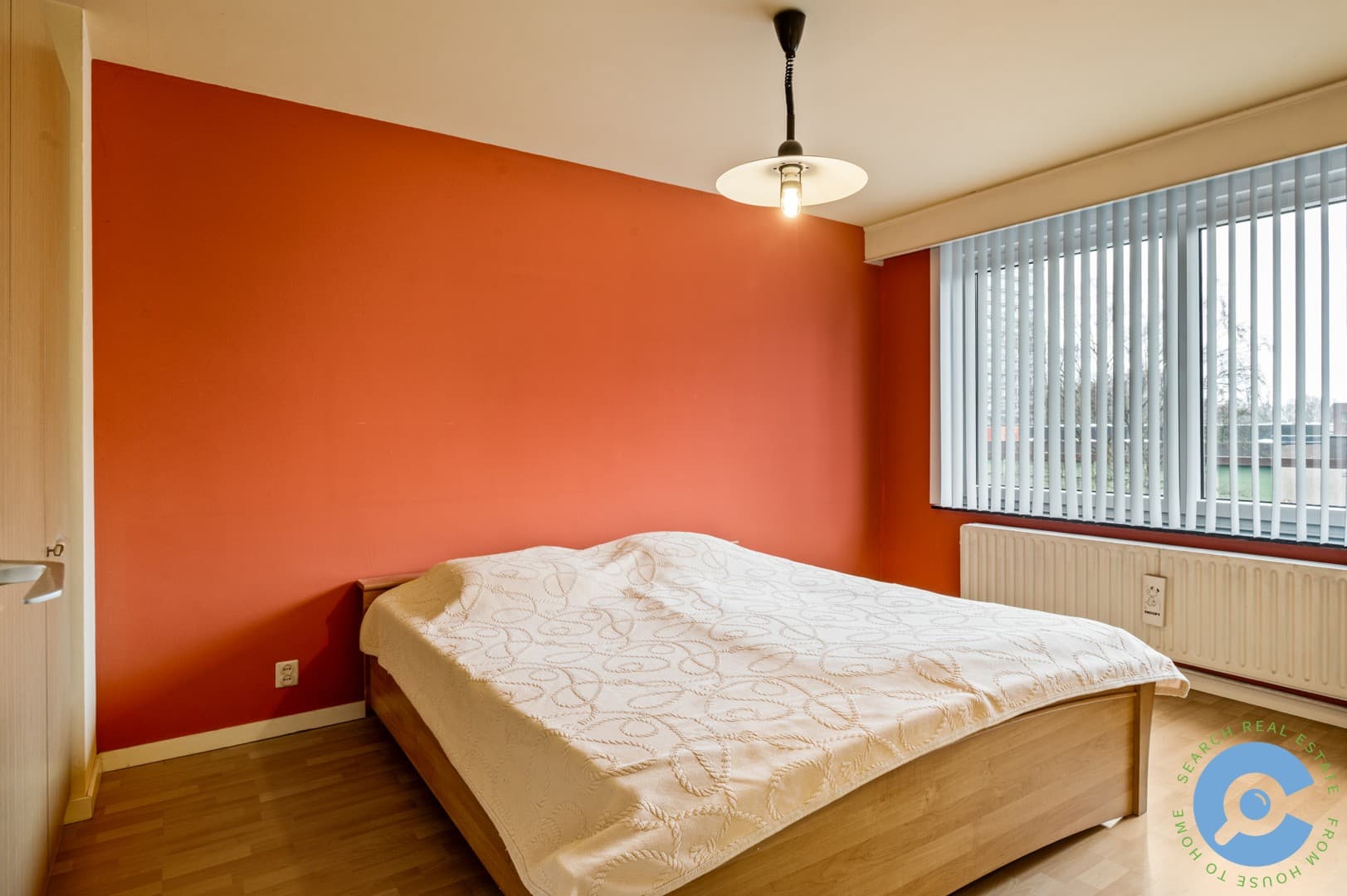 Ruime woning met 3 slaapkamers en garage! 9