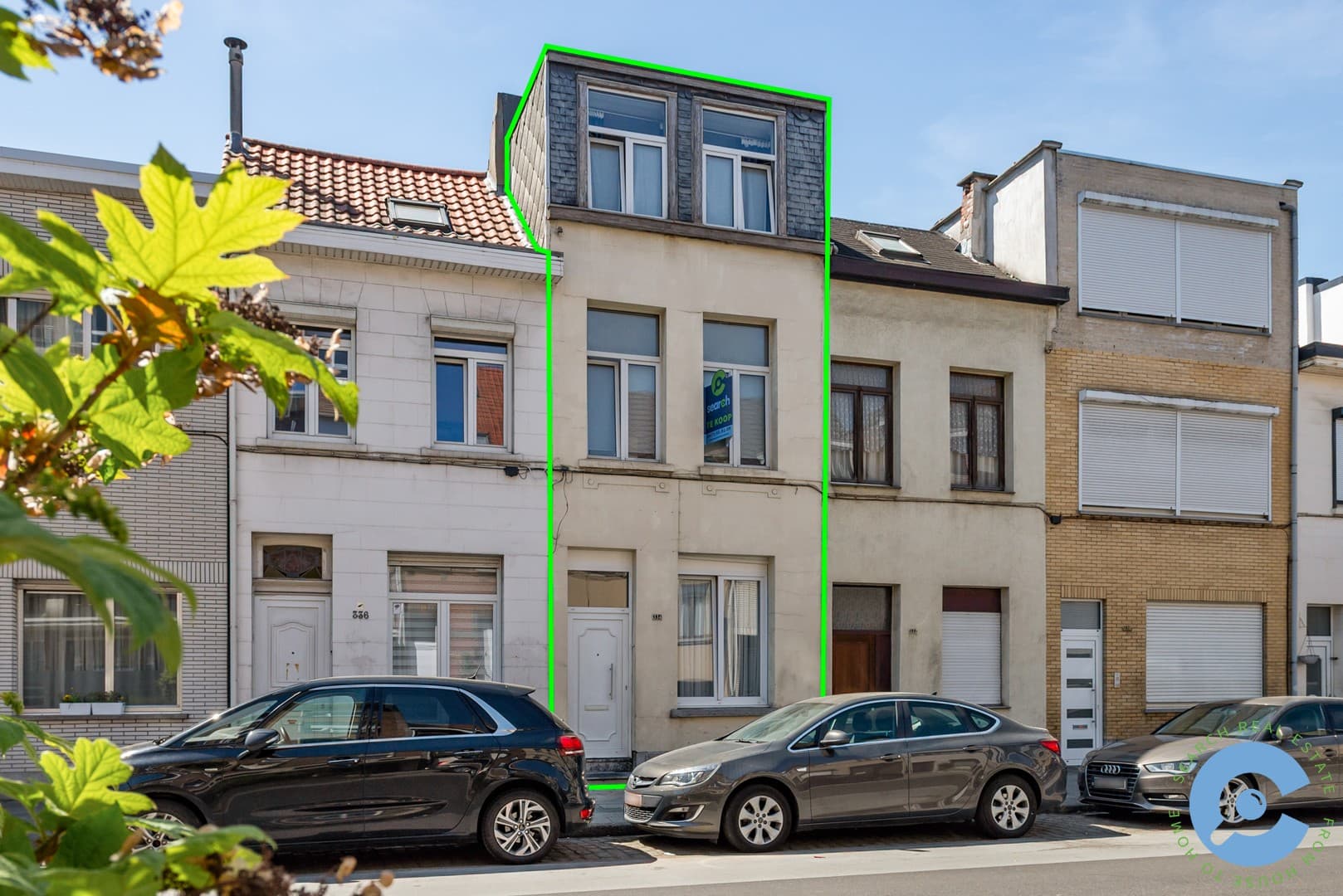 Woning met 4 slaapkamers en zonnige koer!