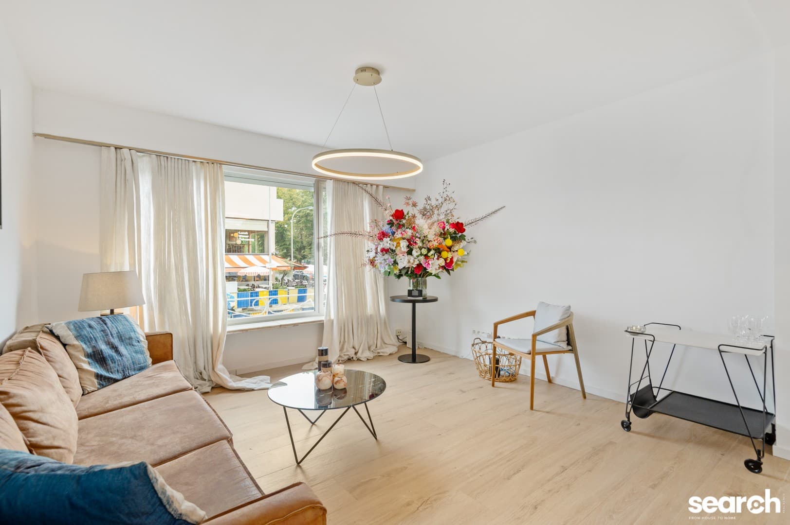 Lichtrijke woning met garage en tuin! 16