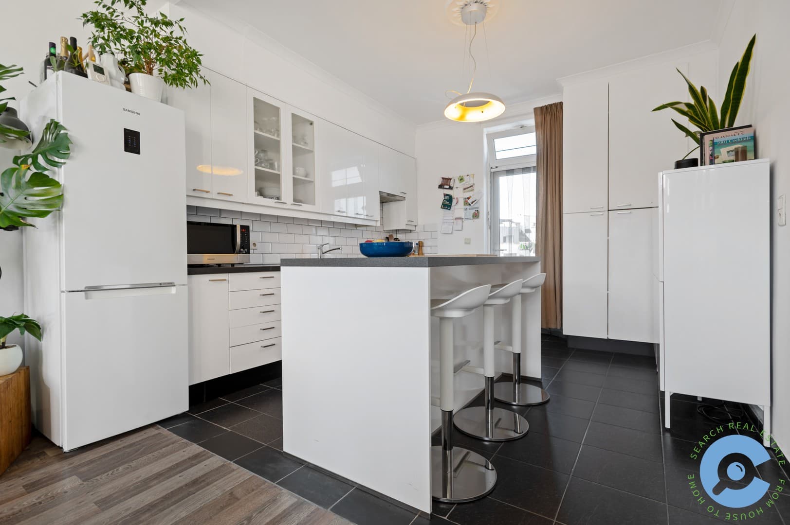 Ruim appartement met 2 slaapkamers en terras! 6