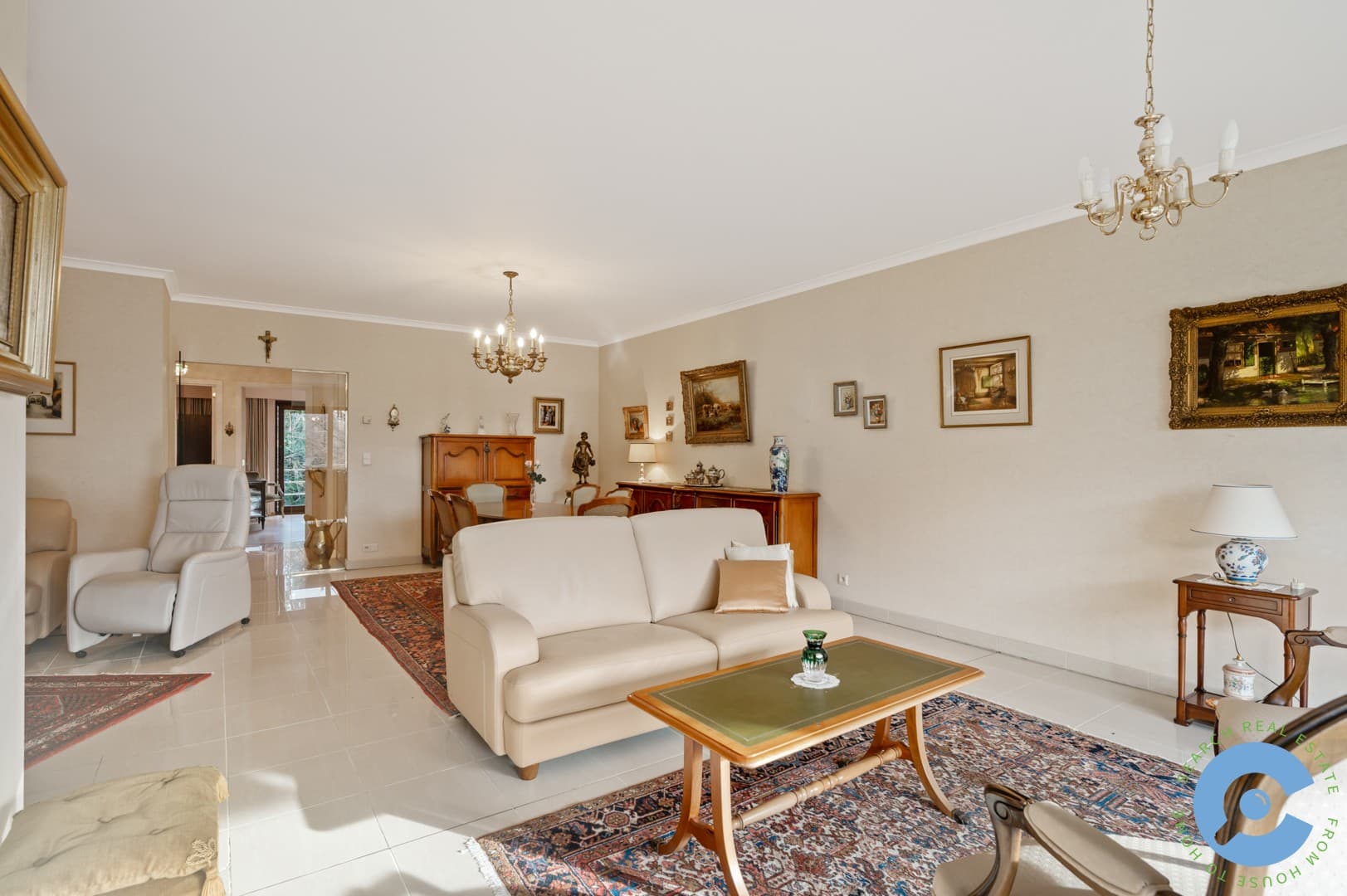 Ruim appartement met 2 slpk in Res Nachtegalenhof 6