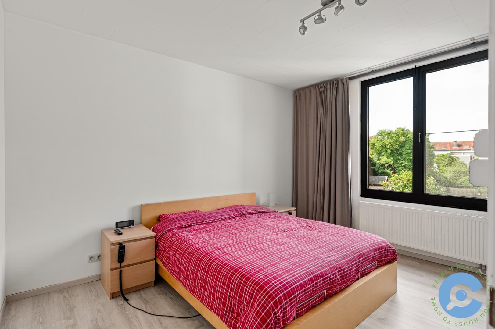 Gezellige lichtrijke woning met 3 slaapkamers! 11