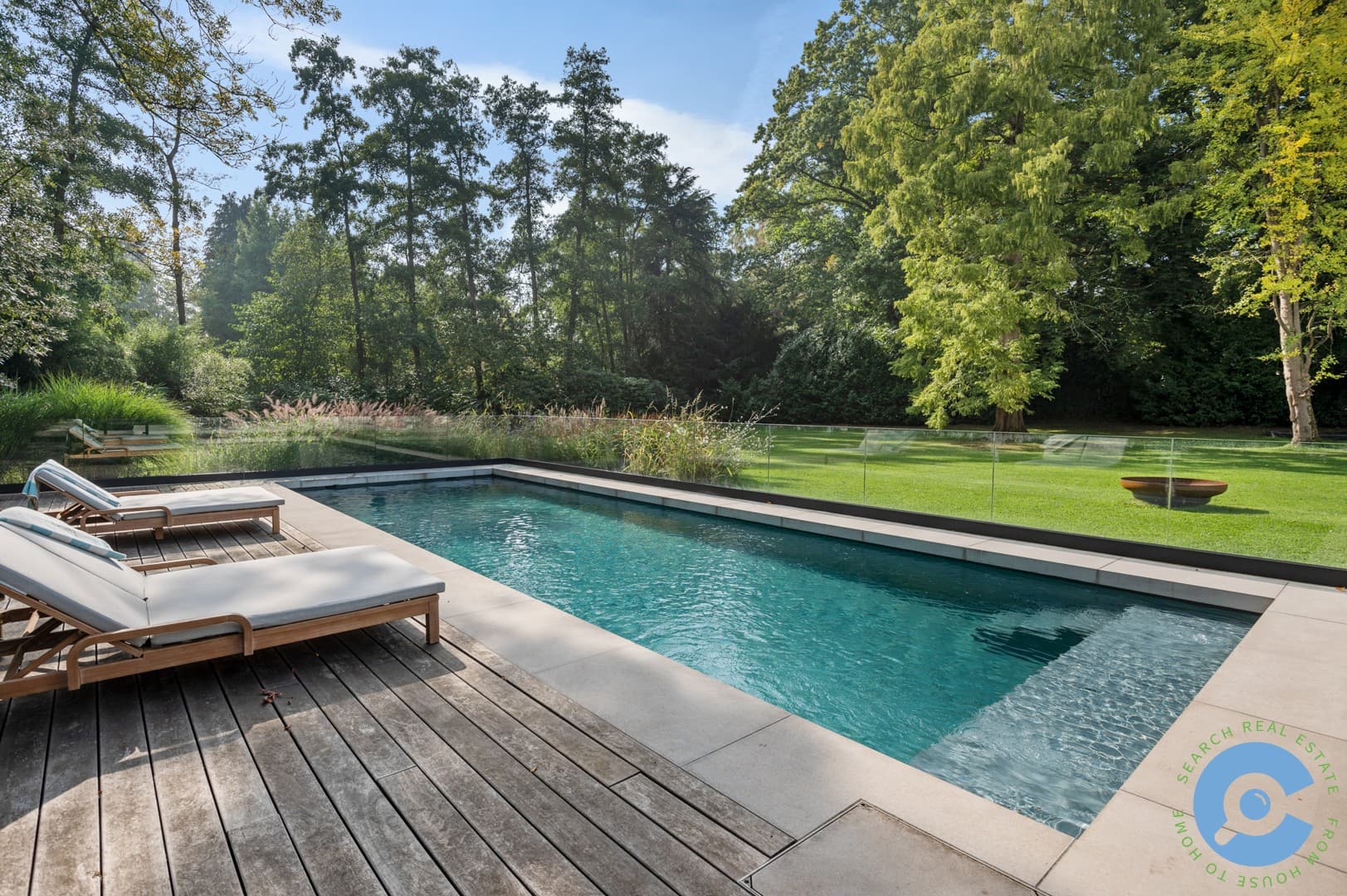 Prestigieuze villa met zwembad op toplocatie!