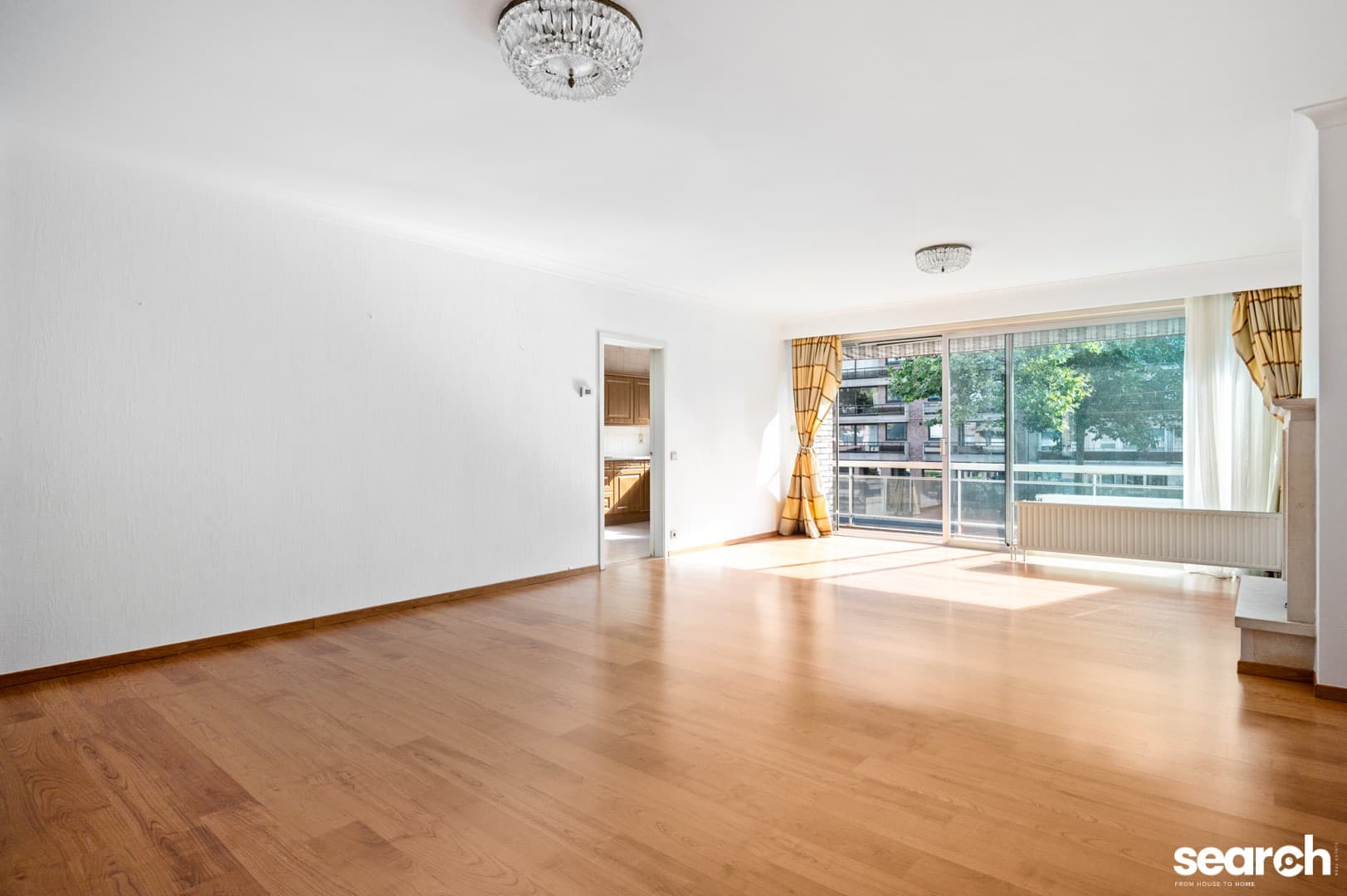 Ruim appartement met 2 slaapkamers en terras! 4