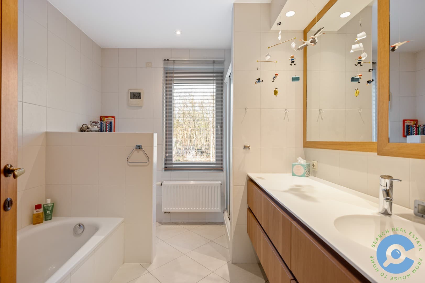 Exclusieve villa met parktuin en zwembad 29