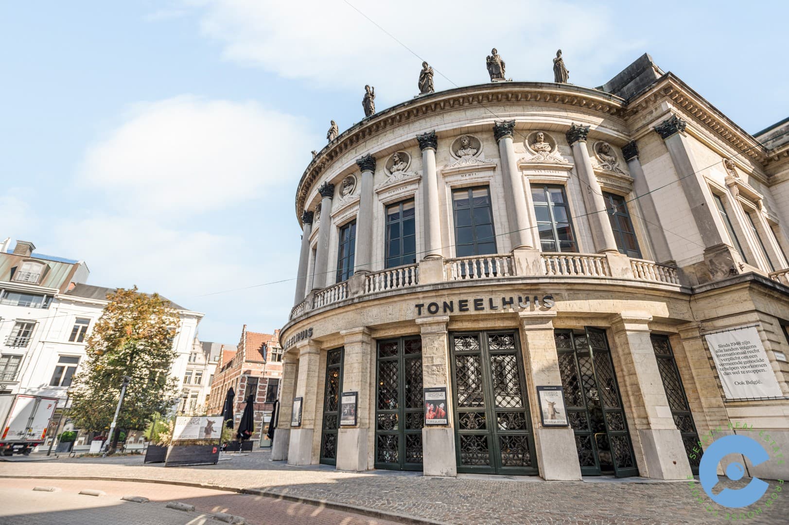 Penthouse studio met ruim terras op TOP-locatie! 16