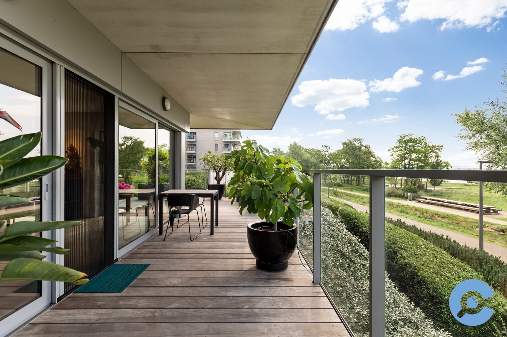Luxe appartement met prachtige terrassen en zicht! 28