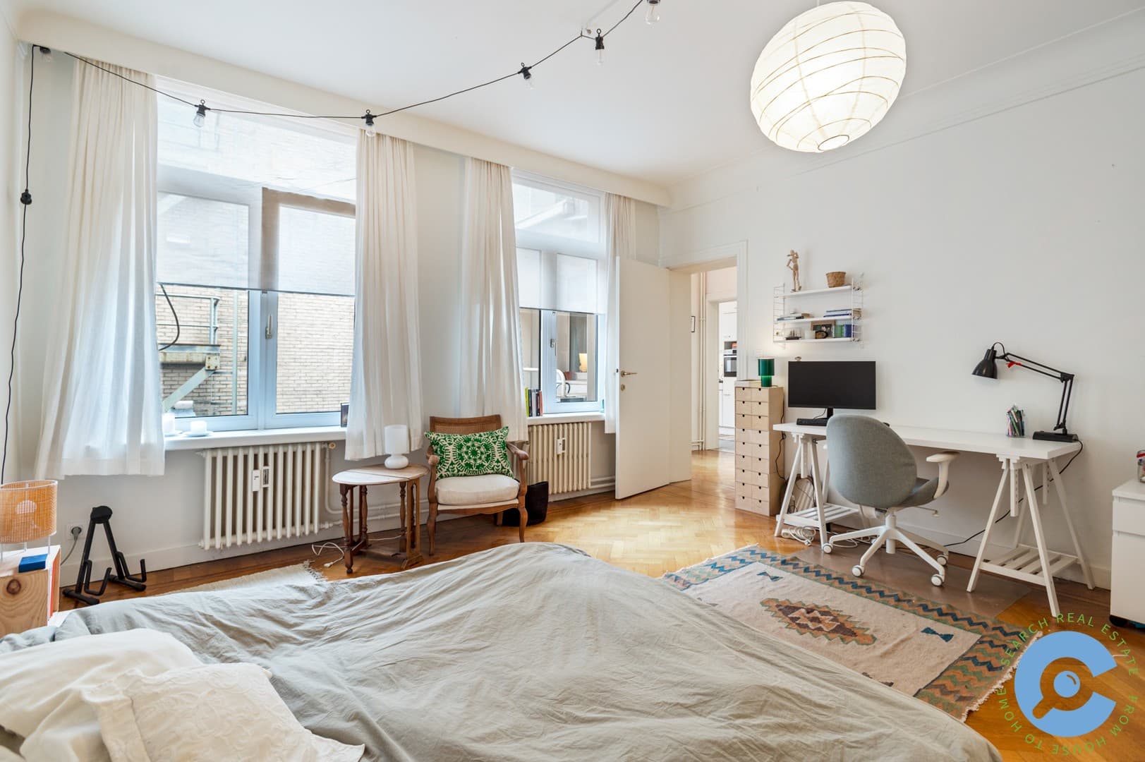Ruim authentiek appartement met 2 slaapkamers! 9