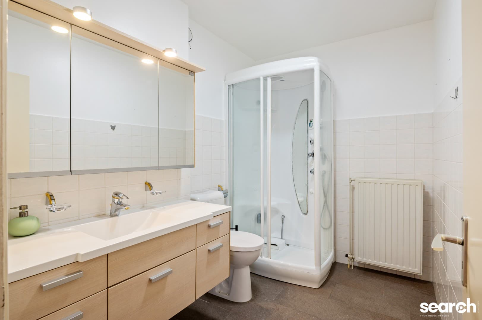 Ruim appartement met 2 slaapkamers en terras! 17