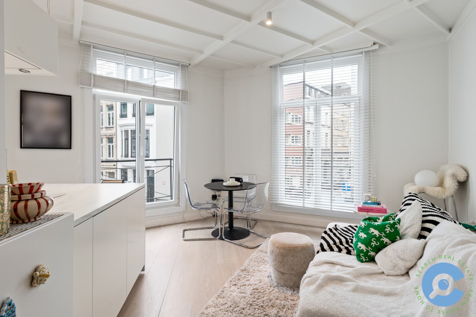 Vergunde opbrengsteigendom op absolute A-locatie! 2