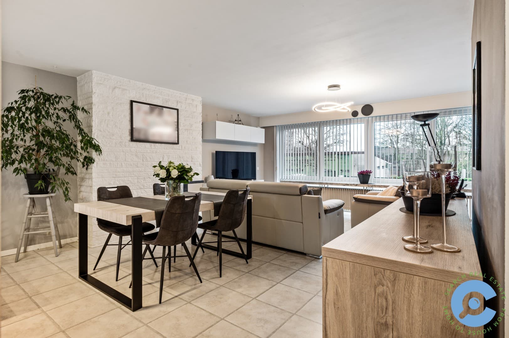 Ruime woning met 3 slaapkamers en garage! 3