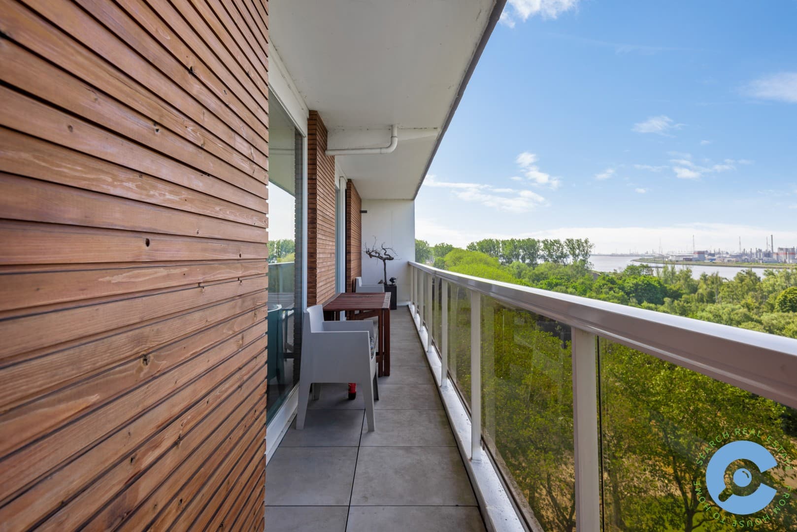 Riante penthouse met prachtige skyline views! 19
