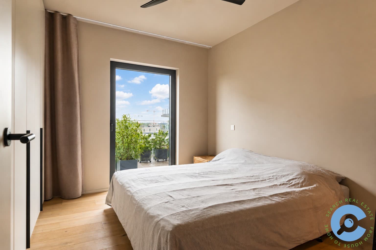 Energiezuinig 2 slaapkamer appartement met terras. 13