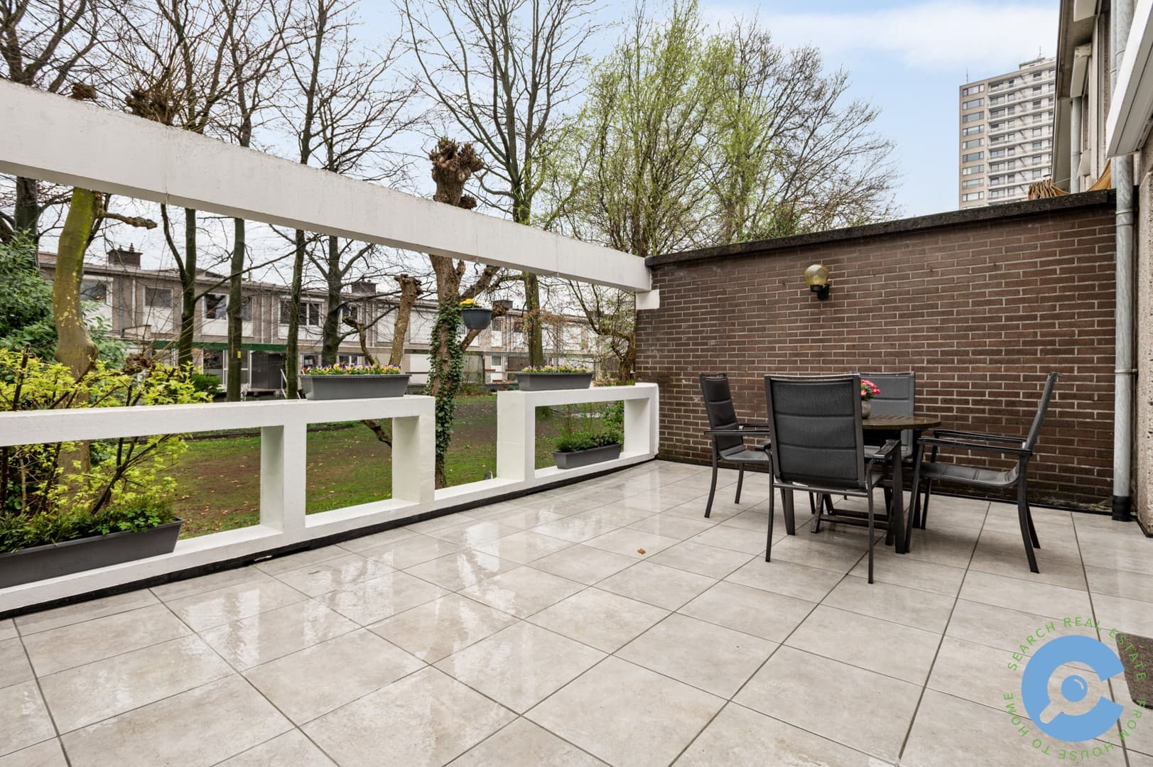 Ruime woning met 3 slaapkamers en garage! 5