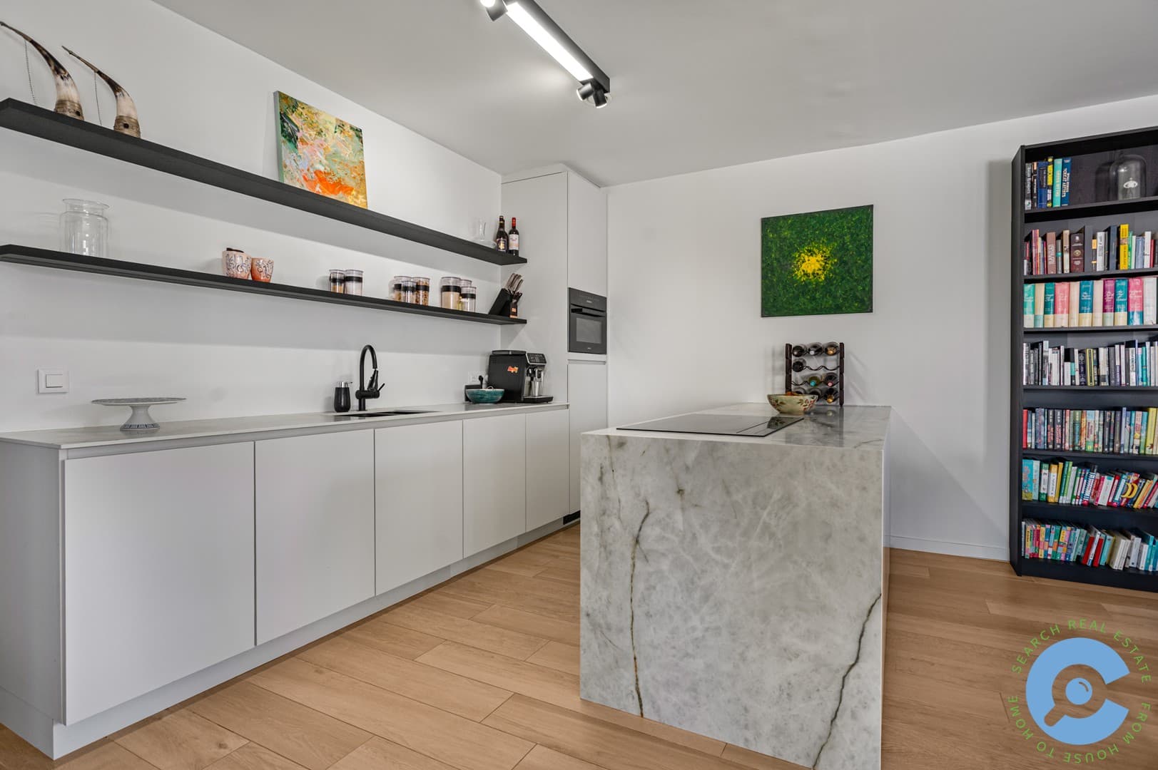 Ruim lichtrijk appartement in residentie Elzenhof 4