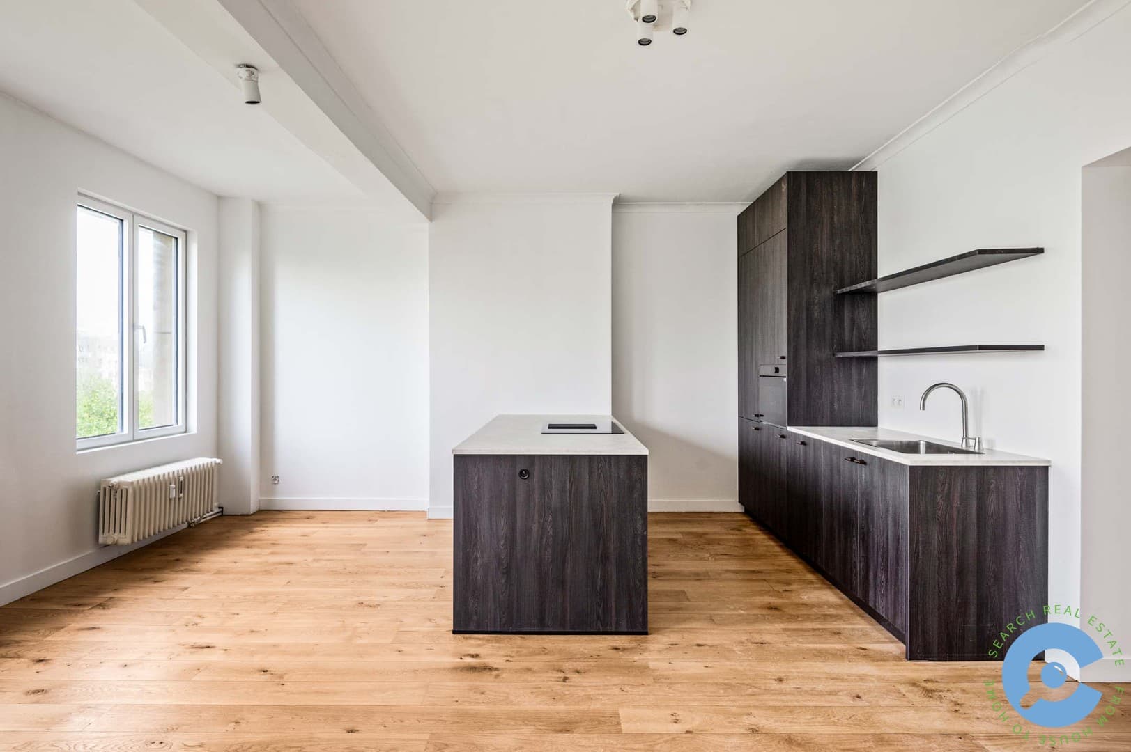 Gerenoveerd appartement met 2 slpk en terras! 5