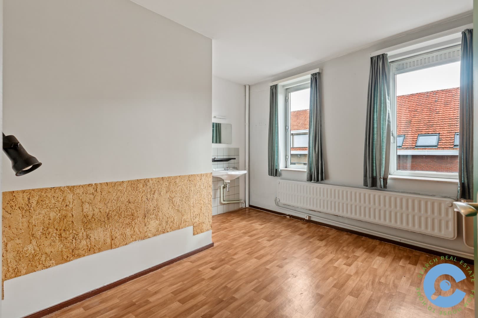 Ruime, te renoveren woning met veel potentieel! 14