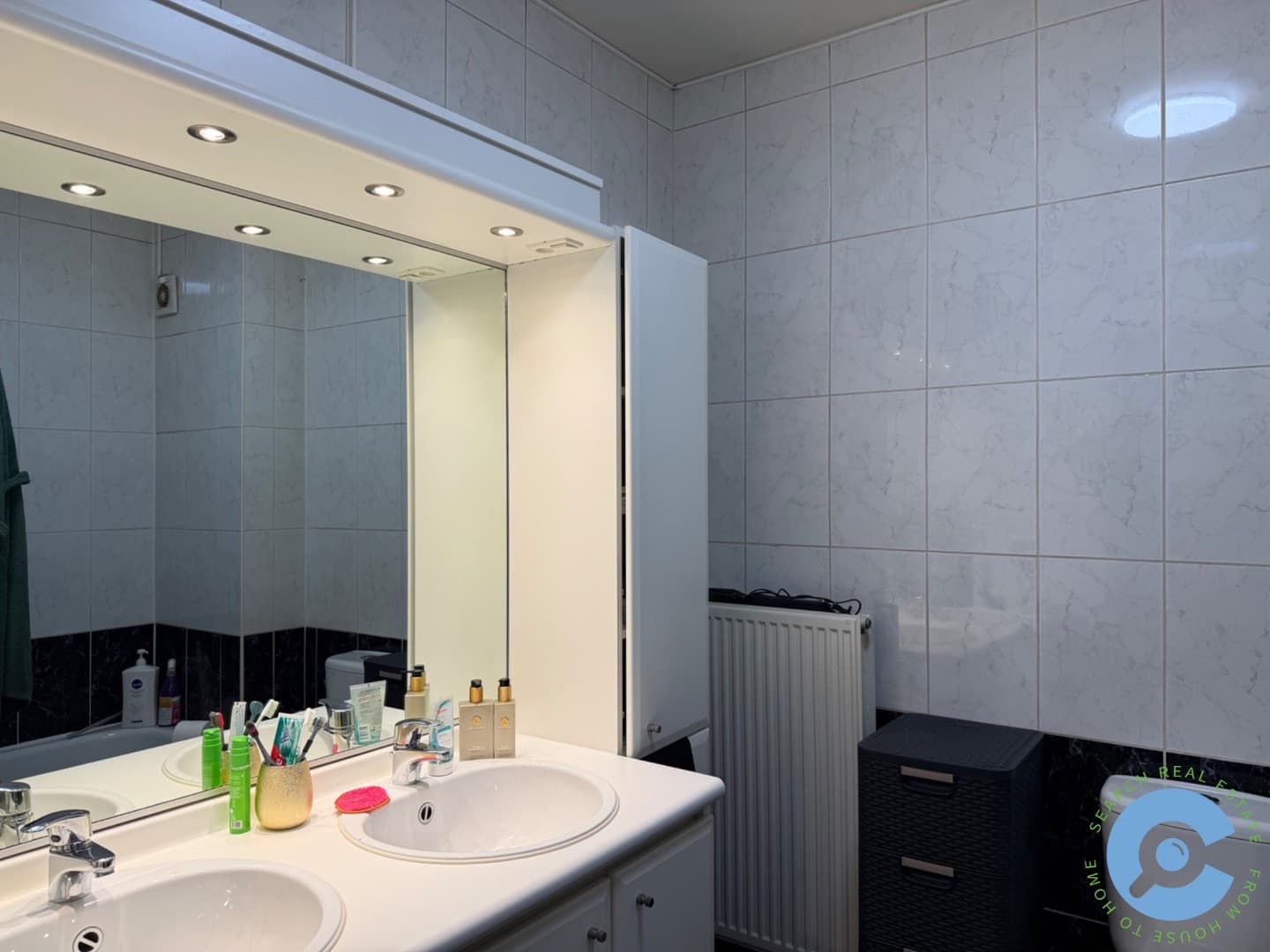Ruim appartement met 2 slaapkamers! 10