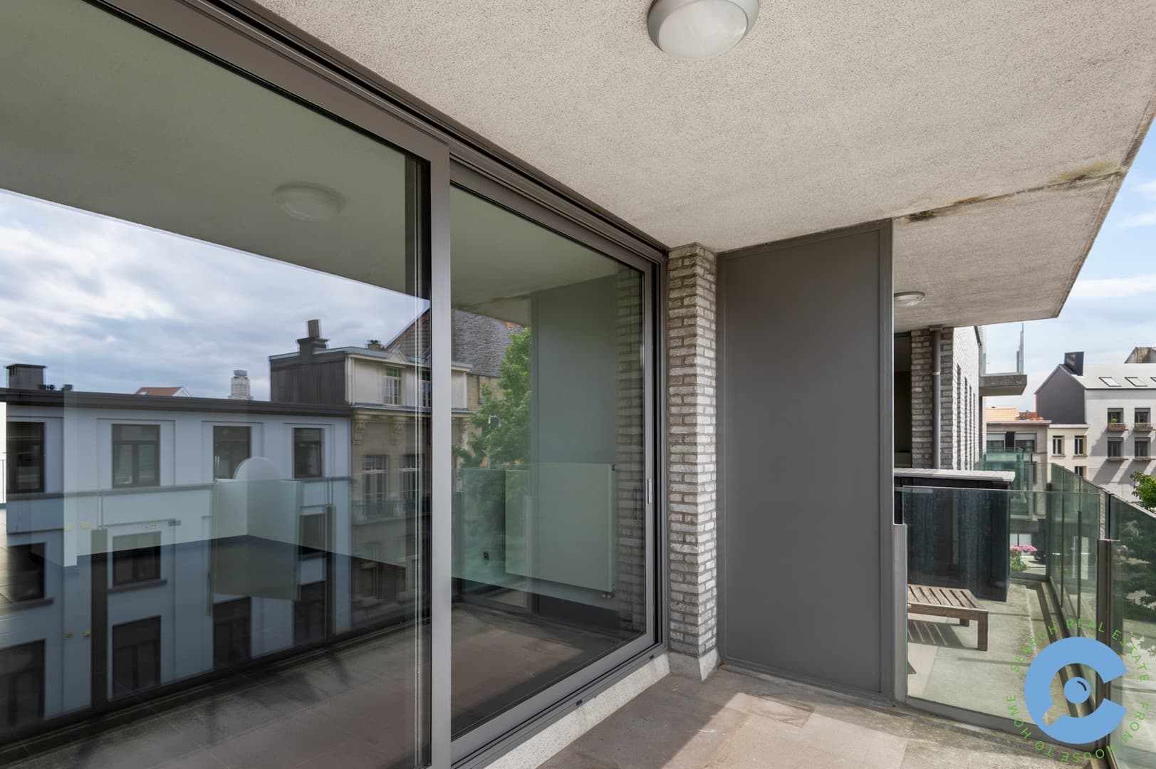 Instapklaar 2 slaapkamer appartement met terras 10