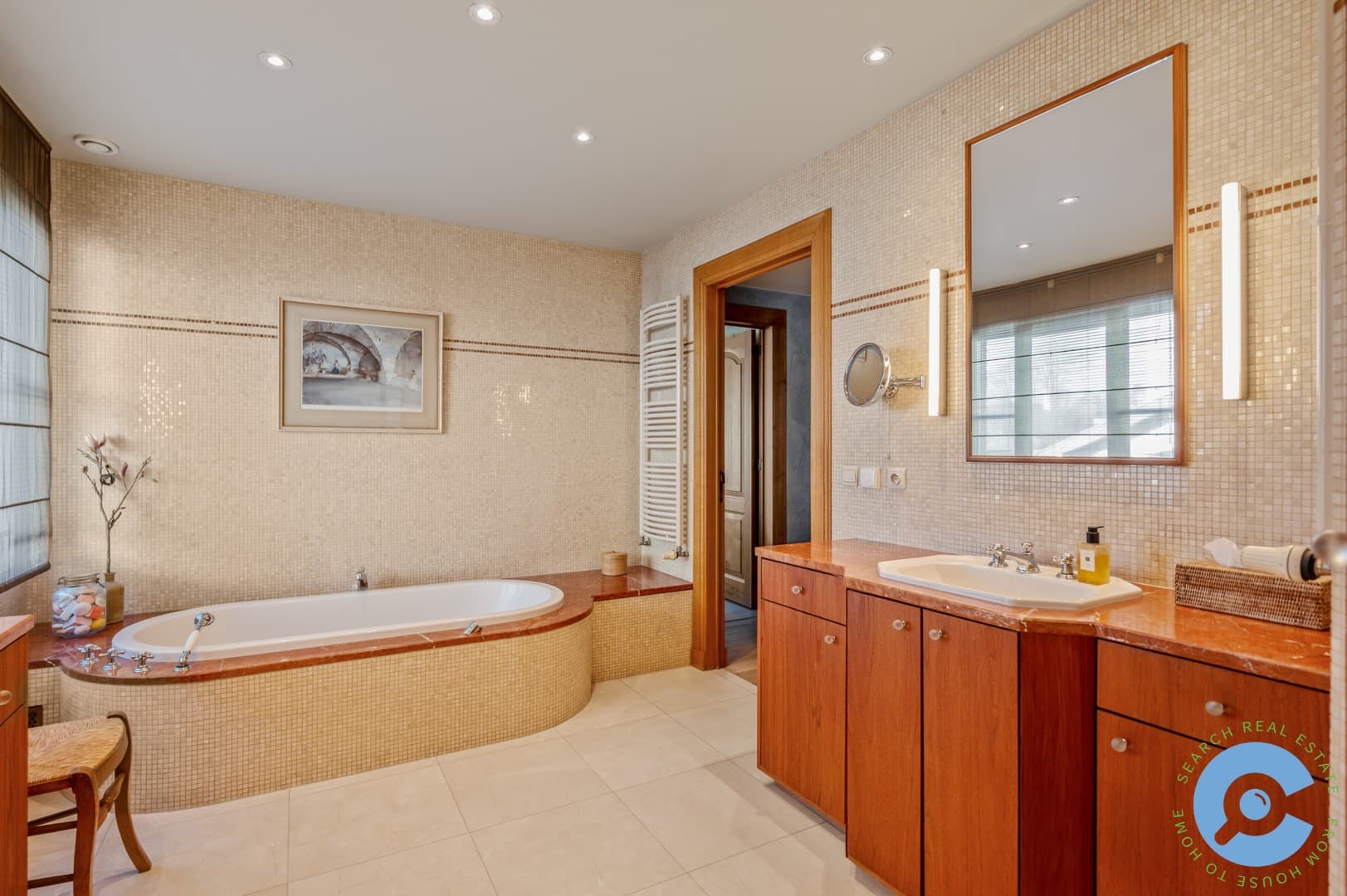 Exclusieve villa met parktuin en zwembad 25