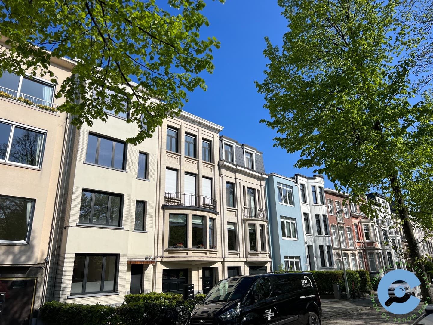 Ruim 2 slaapkamer appartement op TOP-ligging