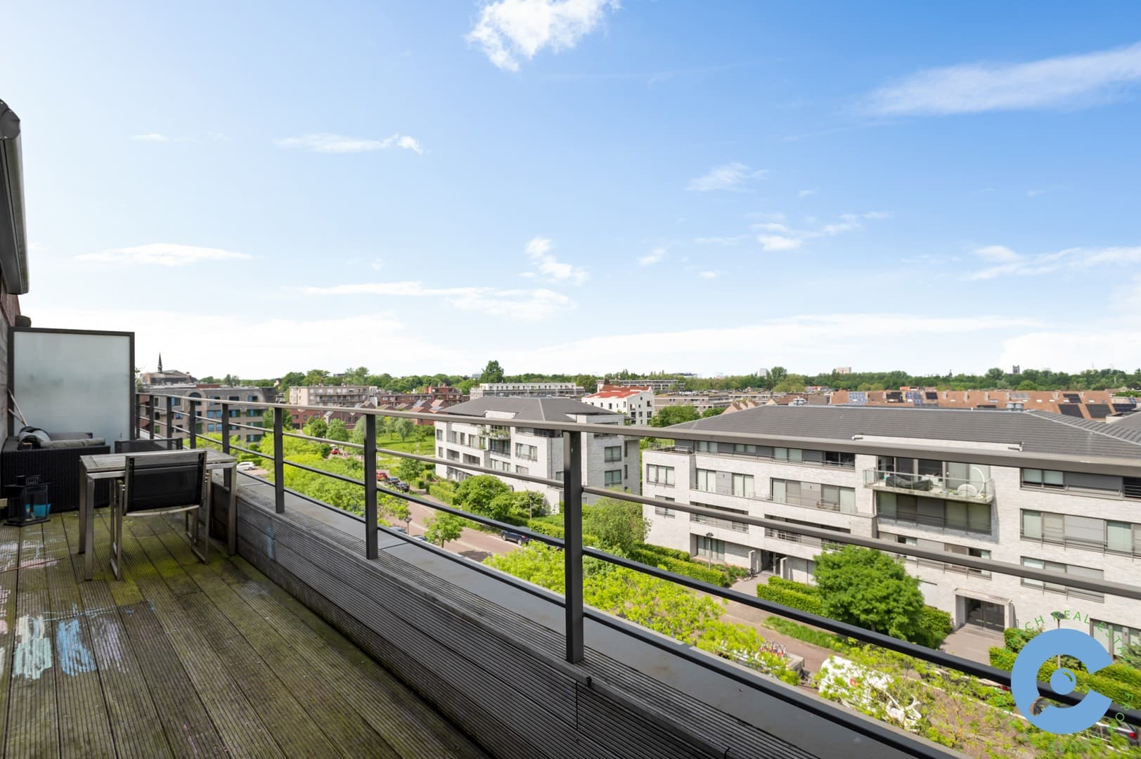 Ruim recent dakappartement met 2 terrassen! 4