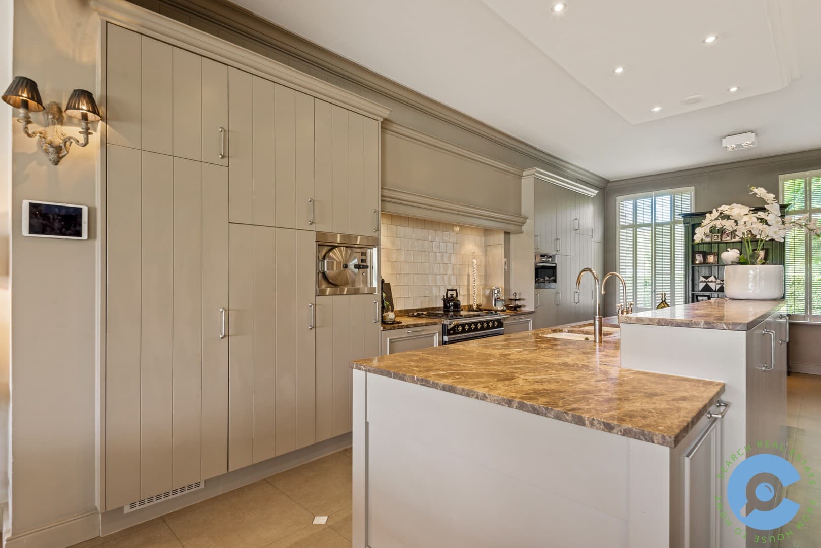 *** VERKOCHT *** 6