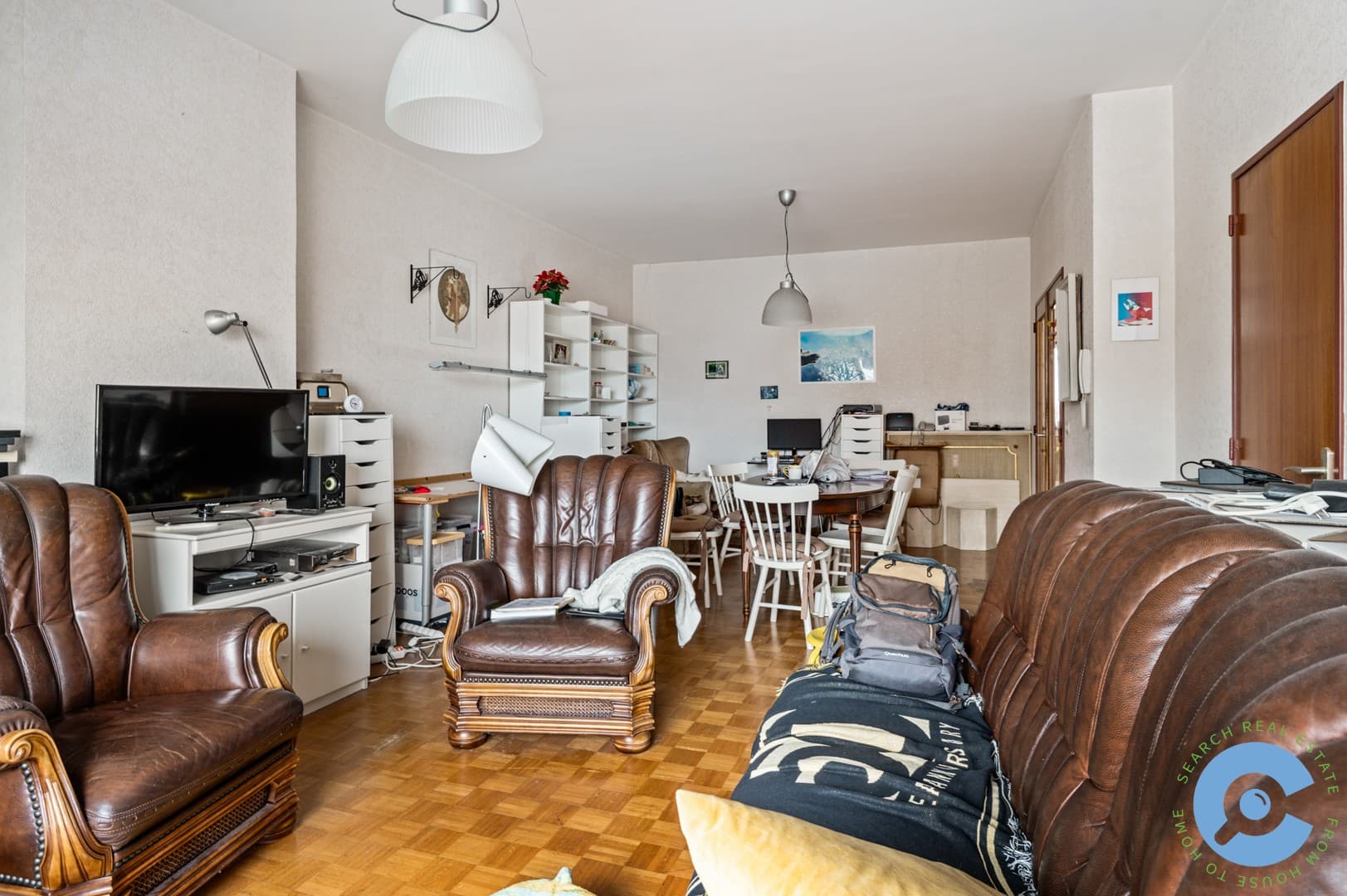 Op te frissen 2 slaapkamer appartement met terras 10