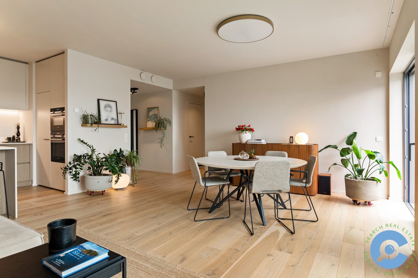 Recent appartement met 2 slaapkamers en terras! 2
