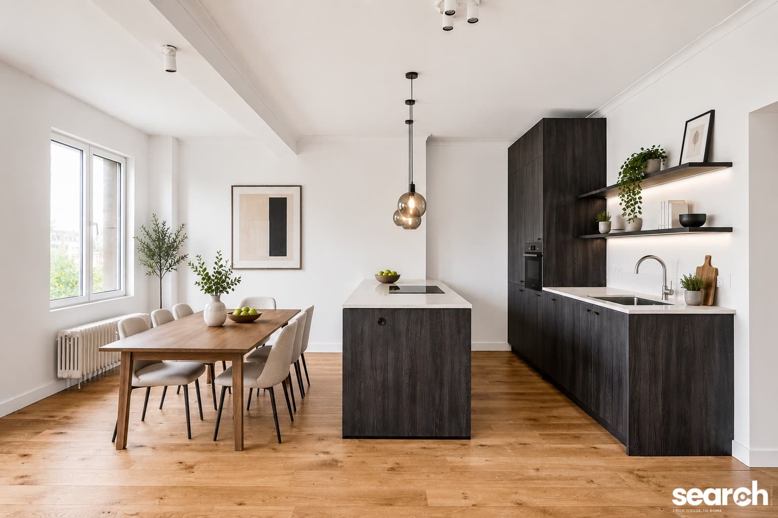 Gerenoveerd appartement met 2 slpk en terras!