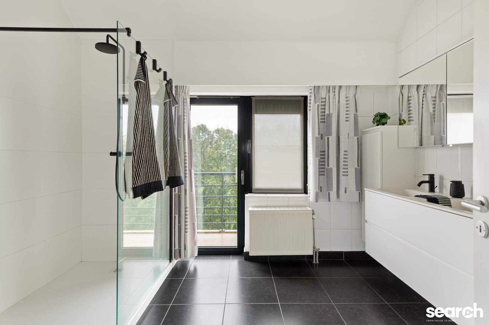 Ruime penthouse met 4 slaapkamers 14