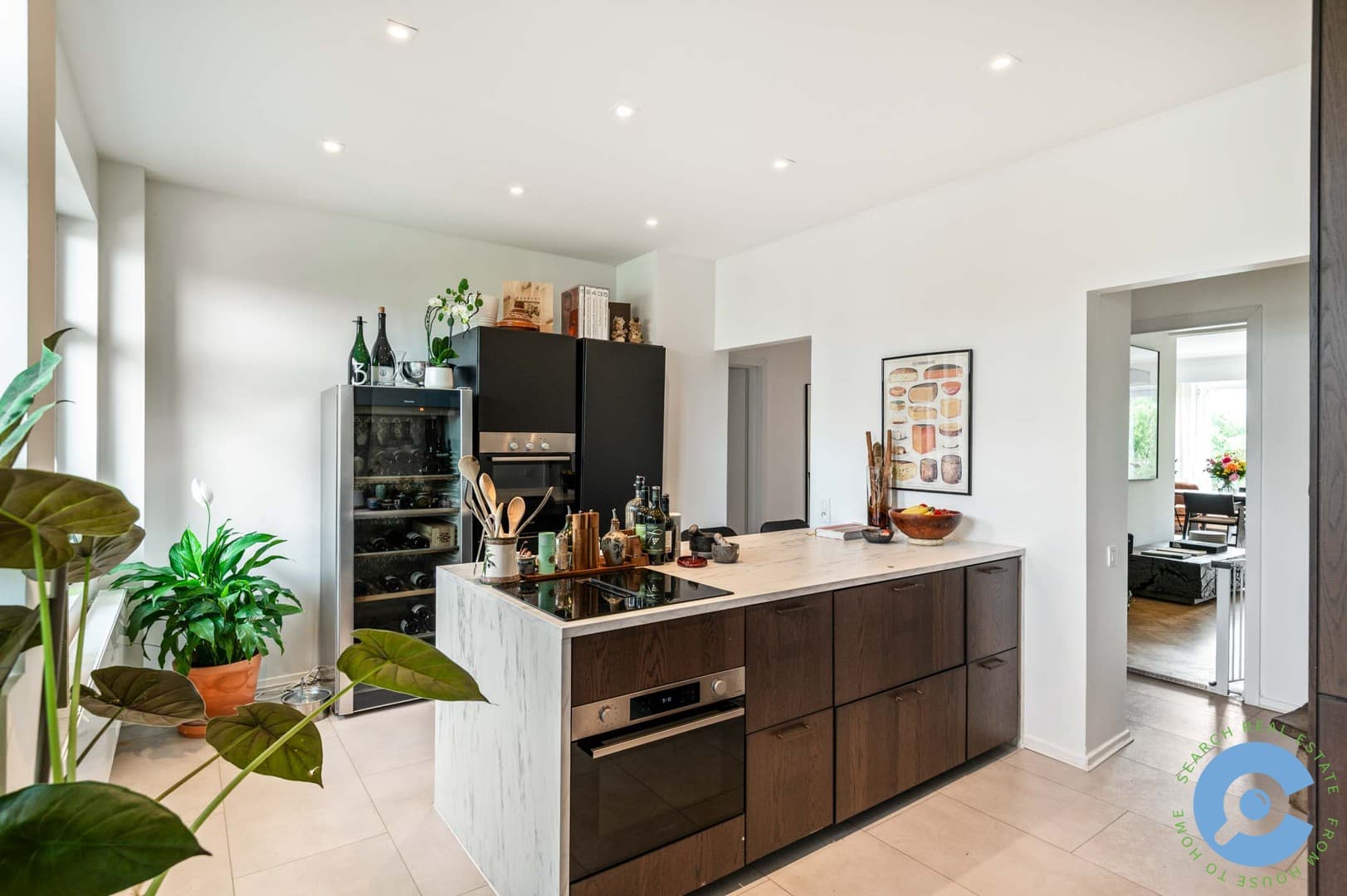 Ruim appartement met terras, tuin en parking 17