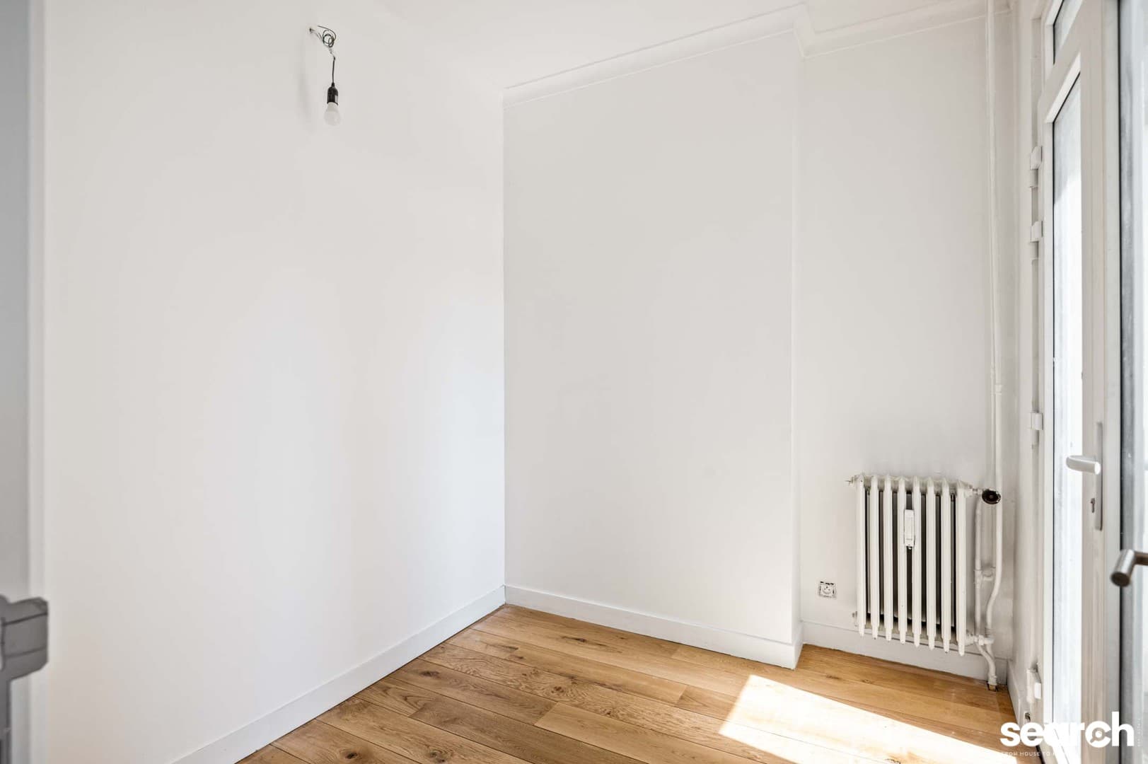 Gerenoveerd appartement met 2 slpk en terras! 9