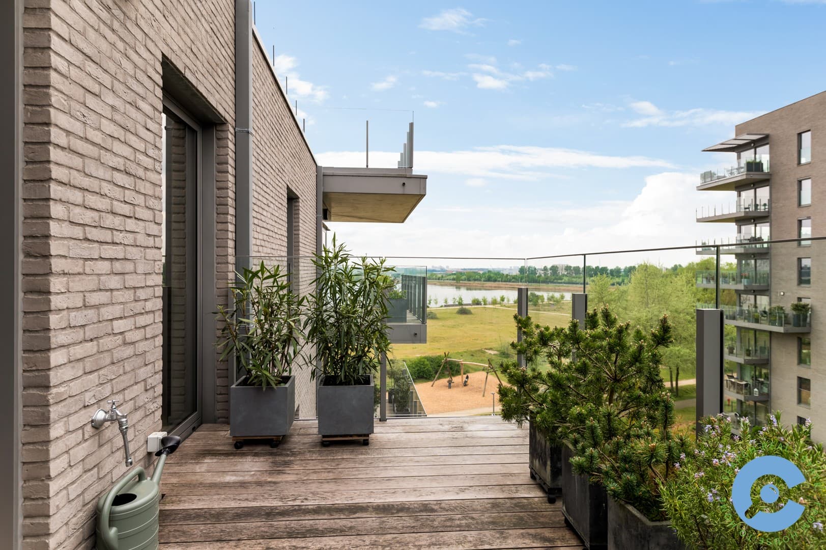 Recent appartement met 2 slaapkamers en terras! 7