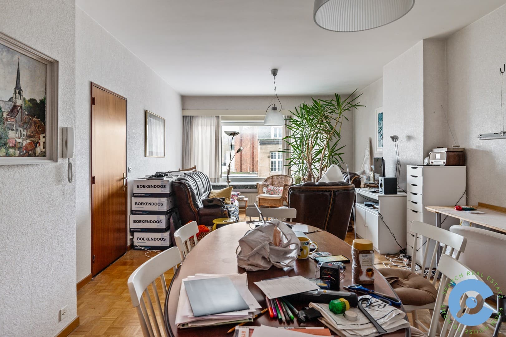 Op te frissen 2 slaapkamer appartement met terras 4