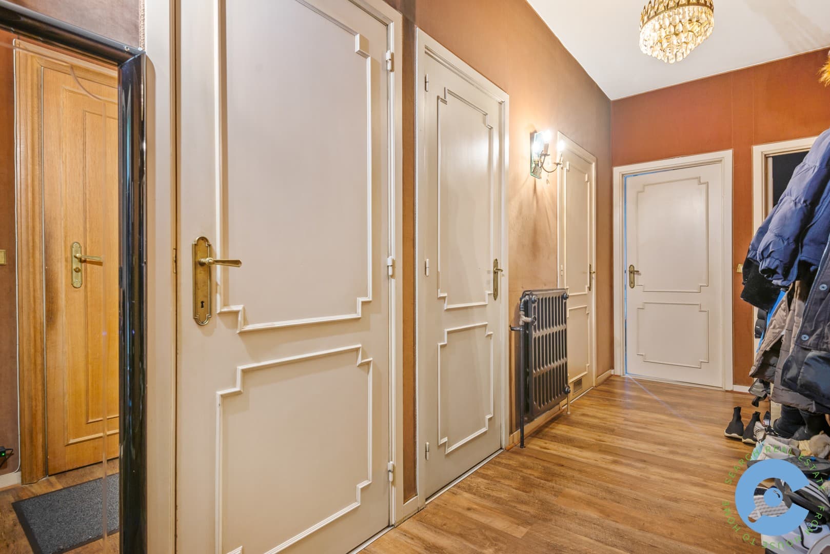 Ruim lichtrijk 2 slaapkamer appartement! 9